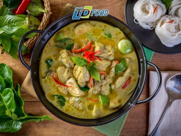 Quy trình ứng dụng bột cà ri chuẩn hóa cho món sốt